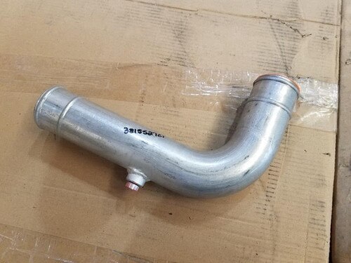 International Radiator Pipe 3815527C1